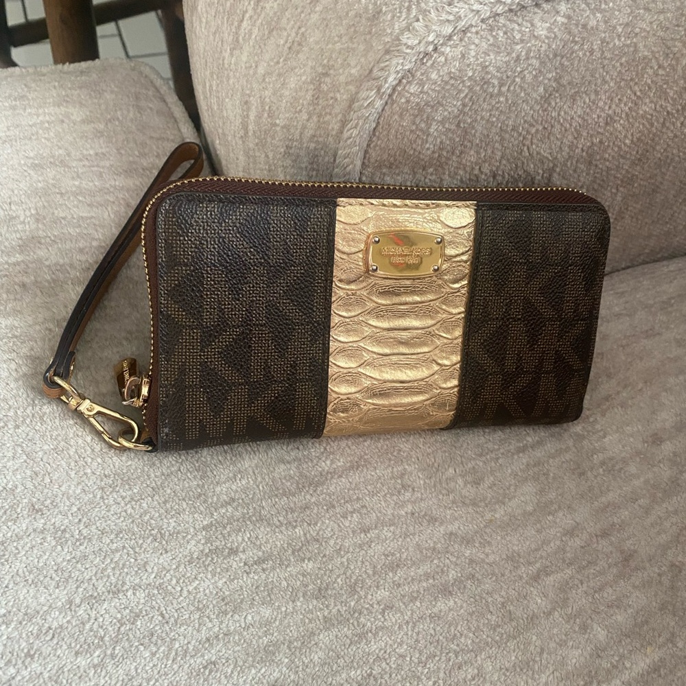 Michael Kors Brown and Gold Signature Wristlet Clutch